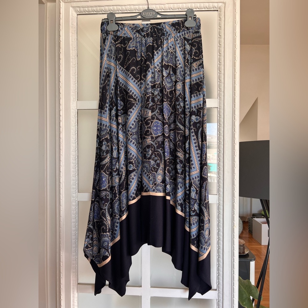 H&M Navy Blue and Light Blue Paisley Asymmetrical Skirt